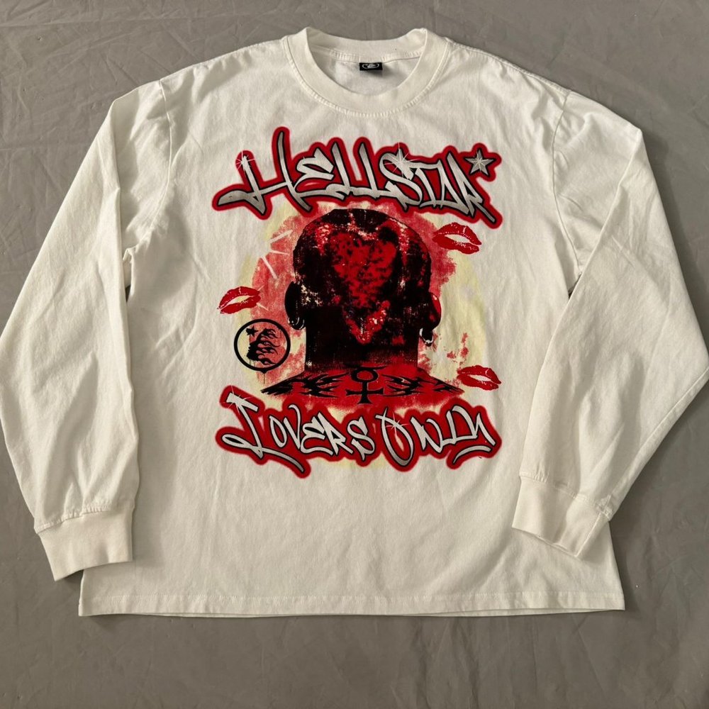 Hellstar Men's White Round Neck Long Sleeve Pullover T-Shirt Size M